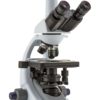 B-293 Microscopio trinoculare 1000x, obiettivi E-PLAN, tavolino belt drive, illuminazione X-LED