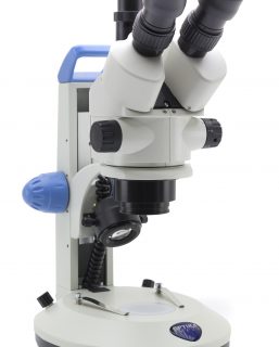 LAB-30 Stereomicroscopio trinoculare 7x-45x illuminazione LED incidente & trasmessa