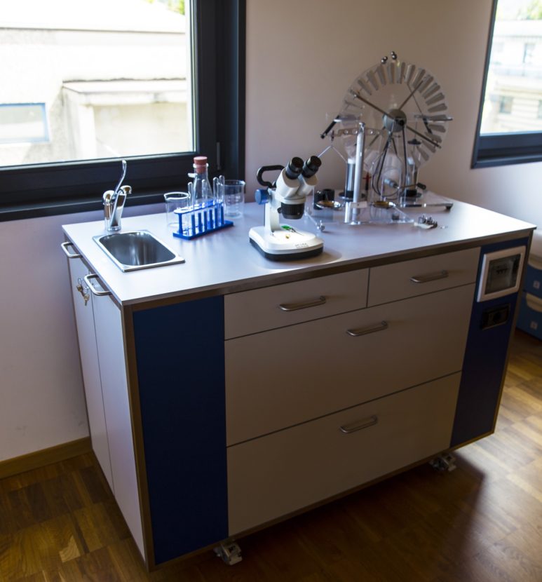 5626.1 – Eureka – laboratorio completo di biologia